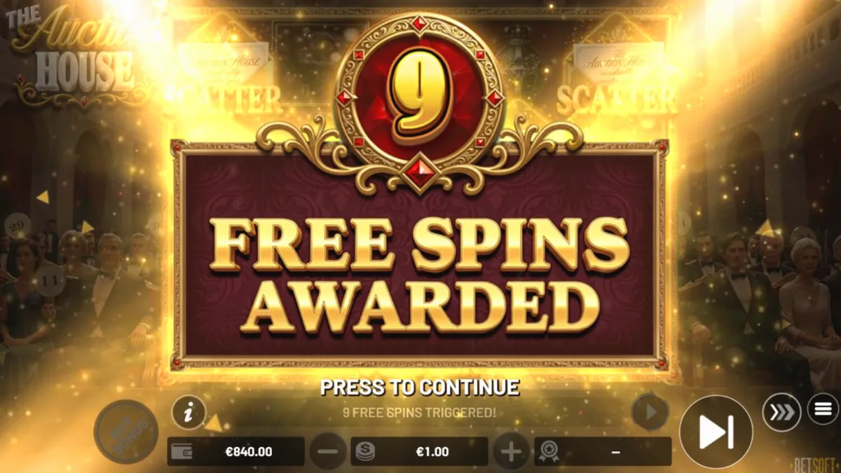 Tampilan visual mewah dari slot The Auction House dengan simbol permata dan barang antik.